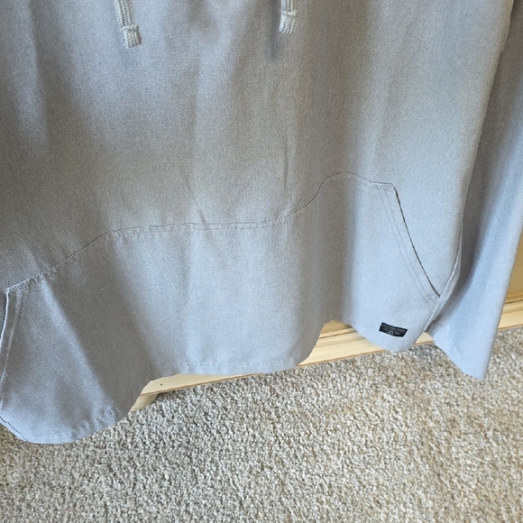 Travis Mathew Gray Athletic Sweatshirt Hoodie - Picture 6 of 10